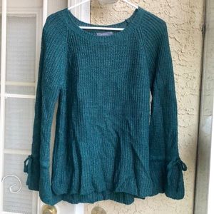 Be cool forest green bell sleeve sweater, medium